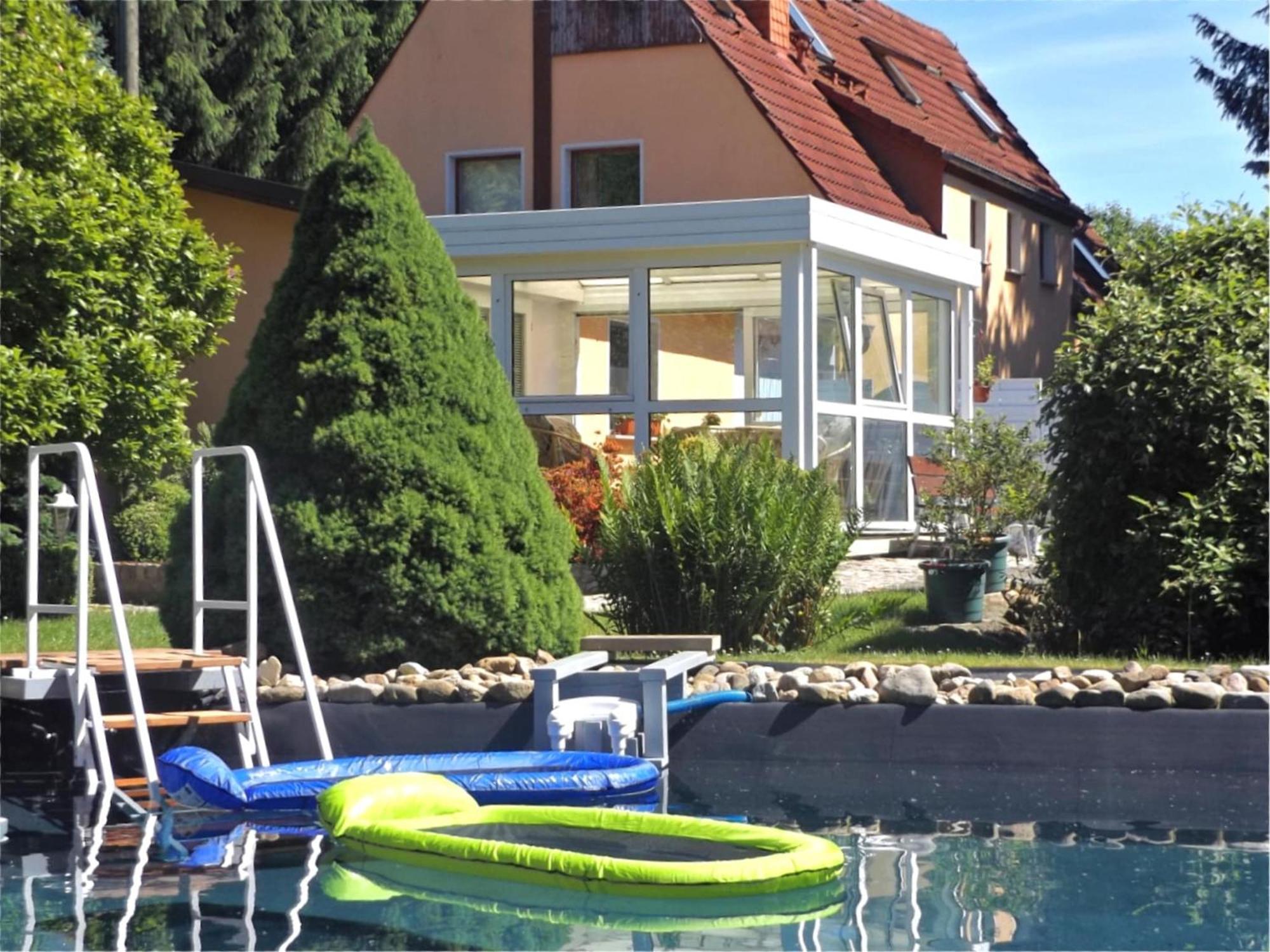 Cosy Apartment With In Pirna With Private Terrace Exterior foto